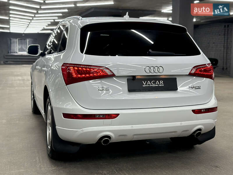 Внедорожник / Кроссовер Audi Q5 2011 в Харькове
