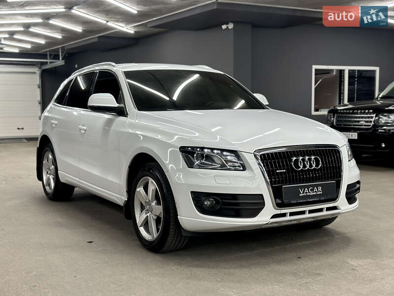 Внедорожник / Кроссовер Audi Q5 2011 в Харькове