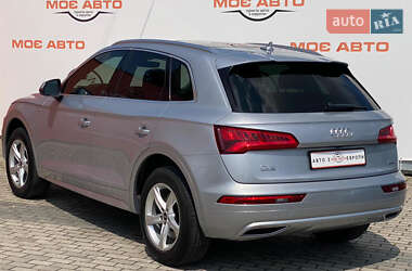 Позашляховик / Кросовер Audi Q5 2019 в 