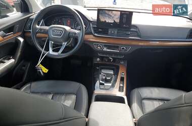 Внедорожник / Кроссовер Audi Q5 2020 в 