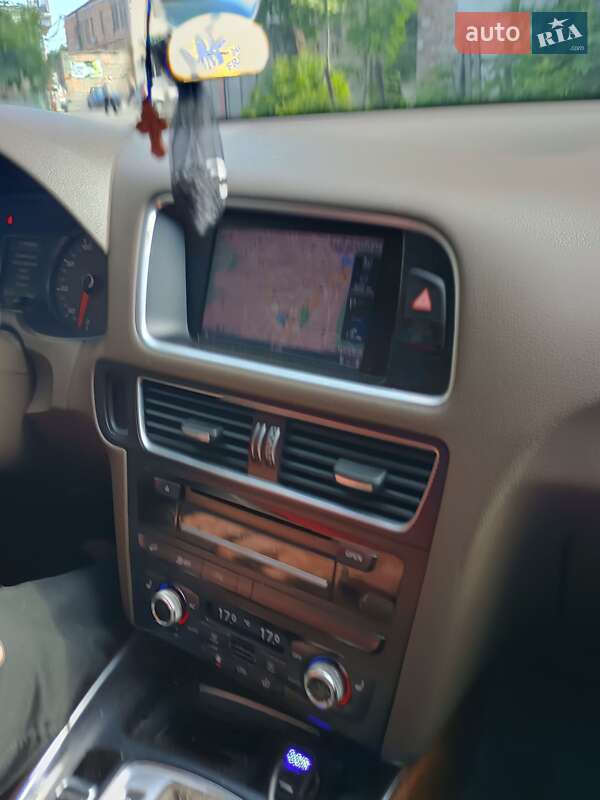 Внедорожник / Кроссовер Audi Q5 2013 в Полтаве