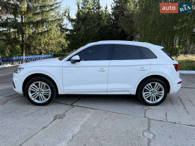 Позашляховик / Кросовер Audi Q5 2018 в Харкові