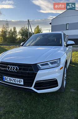 Внедорожник / Кроссовер Audi Q5 2019 в Луцке