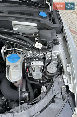 Позашляховик / Кросовер Audi Q5 2011 в 