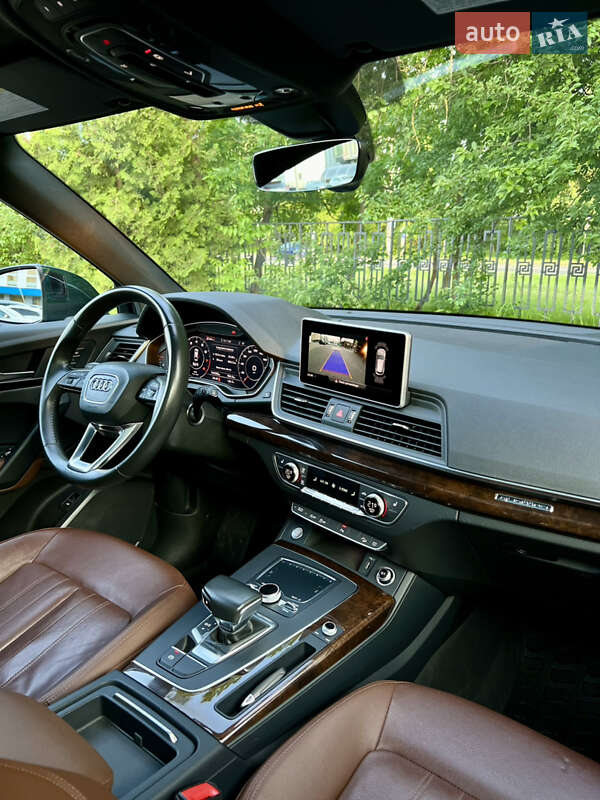 Внедорожник / Кроссовер Audi Q5 2018 в Львове