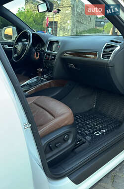 Внедорожник / Кроссовер Audi Q5 2011 в 