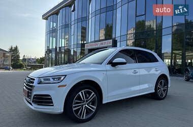 Внедорожник / Кроссовер Audi Q5 2019 в 