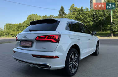 Внедорожник / Кроссовер Audi Q5 2019 в 