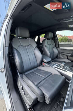 Внедорожник / Кроссовер Audi Q5 2019 в 