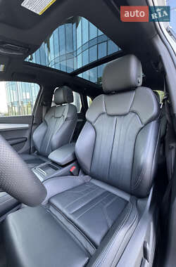 Внедорожник / Кроссовер Audi Q5 2019 в 