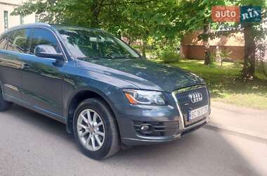 Внедорожник / Кроссовер Audi Q5 2010 в 