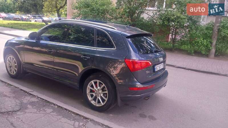 Внедорожник / Кроссовер Audi Q5 2010 в Львове