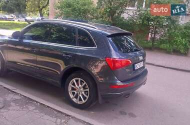 Внедорожник / Кроссовер Audi Q5 2010 в 