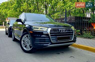 Внедорожник / Кроссовер Audi Q5 2018 в 