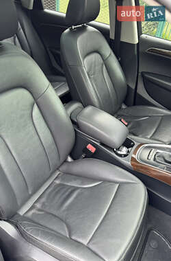 Внедорожник / Кроссовер Audi Q5 2012 в Нововолынске
