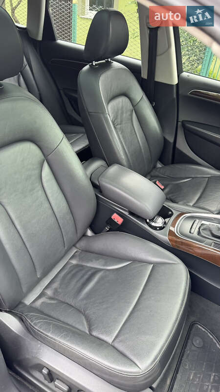 Внедорожник / Кроссовер Audi Q5 2012 в Нововолынске