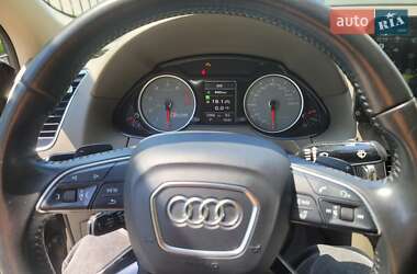 Внедорожник / Кроссовер Audi Q5 2011 в 