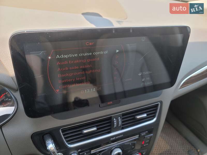 Внедорожник / Кроссовер Audi Q5 2011 в Киеве