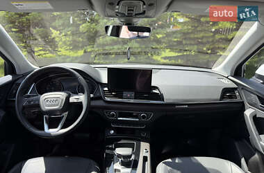 Внедорожник / Кроссовер Audi Q5 2022 в 