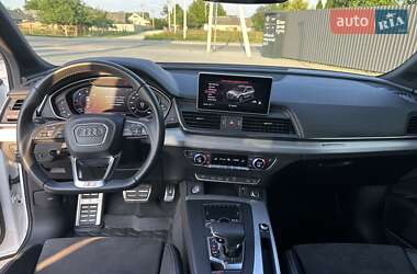 Позашляховик / Кросовер Audi Q5 2019 в 