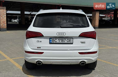 Внедорожник / Кроссовер Audi Q5 2015 в 