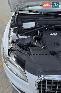 Внедорожник / Кроссовер Audi Q5 2015 в 