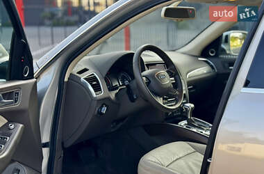 Позашляховик / Кросовер Audi Q5 2014 в 