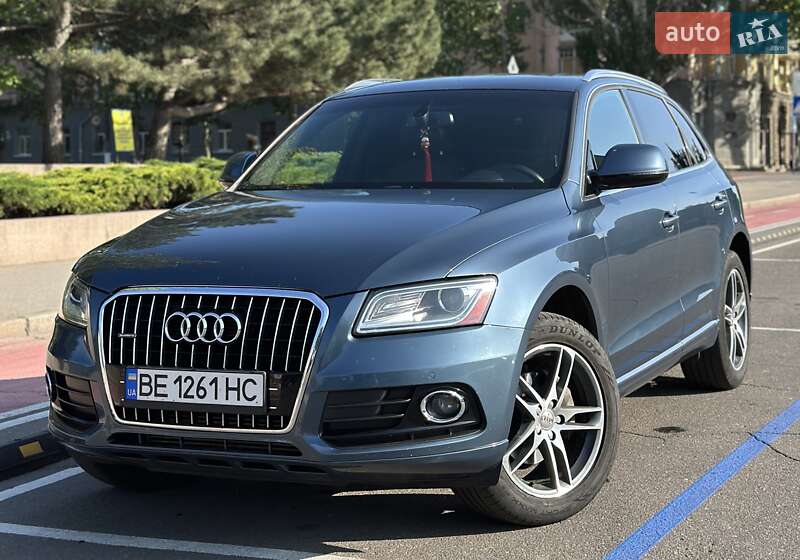 Внедорожник / Кроссовер Audi Q5 2015 в 