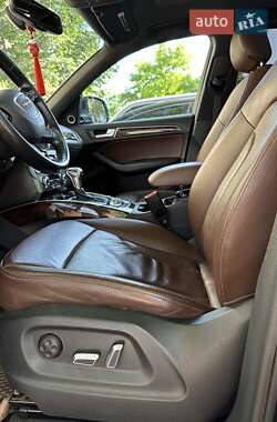 Внедорожник / Кроссовер Audi Q5 2015 в 