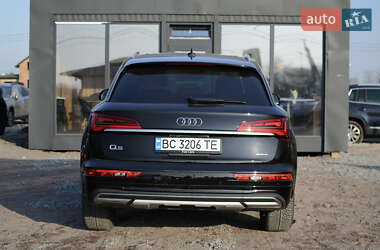 Внедорожник / Кроссовер Audi Q5 2022 в 