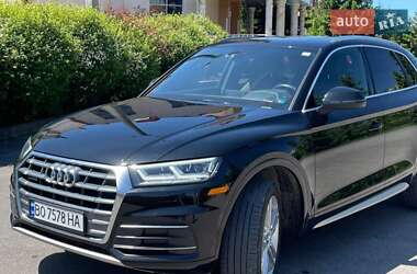 Внедорожник / Кроссовер Audi Q5 2019 в 