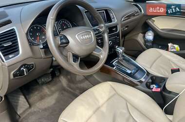 Внедорожник / Кроссовер Audi Q5 2013 в 