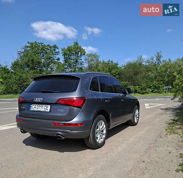Внедорожник / Кроссовер Audi Q5 2012 в Смеле