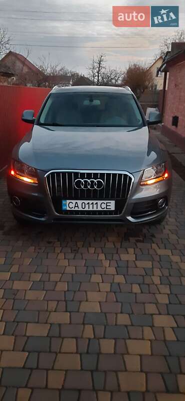 Внедорожник / Кроссовер Audi Q5 2012 в Смеле