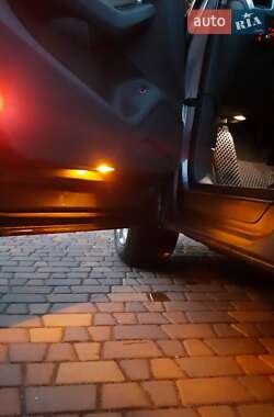 Внедорожник / Кроссовер Audi Q5 2012 в 