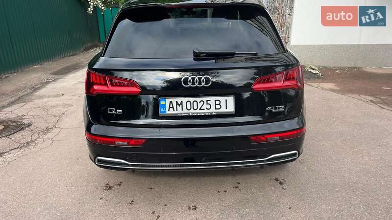 Внедорожник / Кроссовер Audi Q5 2018 в Житомире