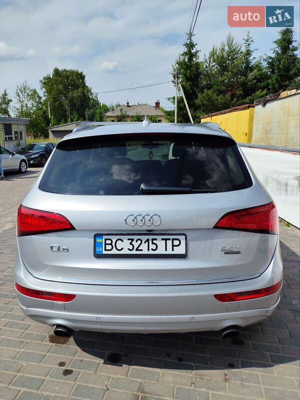 Внедорожник / Кроссовер Audi Q5 2015 в Городке