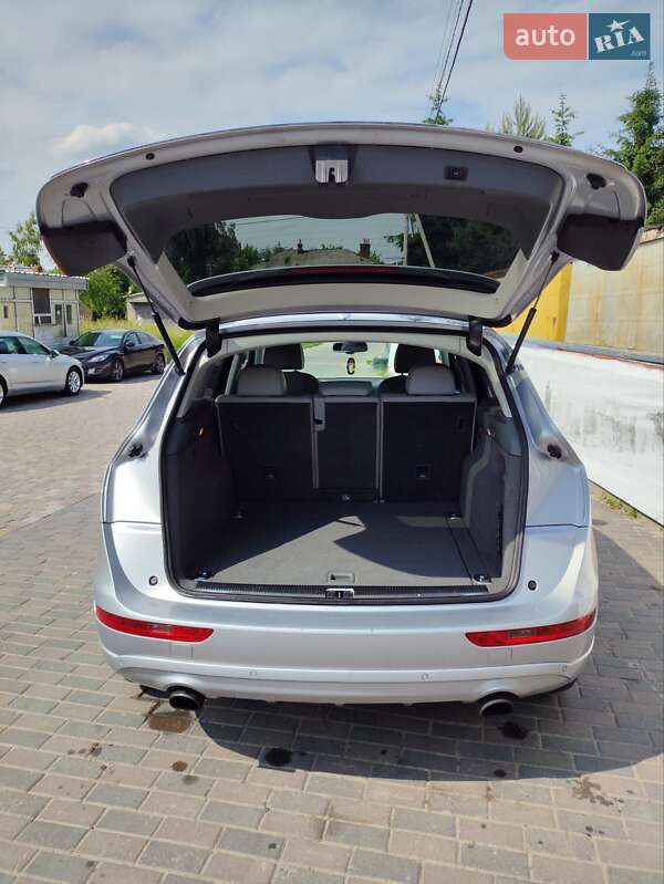 Внедорожник / Кроссовер Audi Q5 2015 в Городке