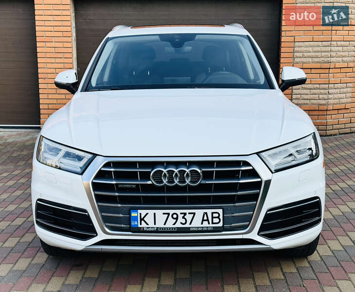 Позашляховик / Кросовер Audi Q5 2018 в Києві
