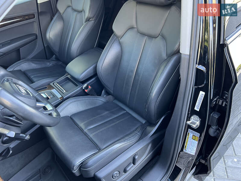 Внедорожник / Кроссовер Audi Q5 2017 в Днепре