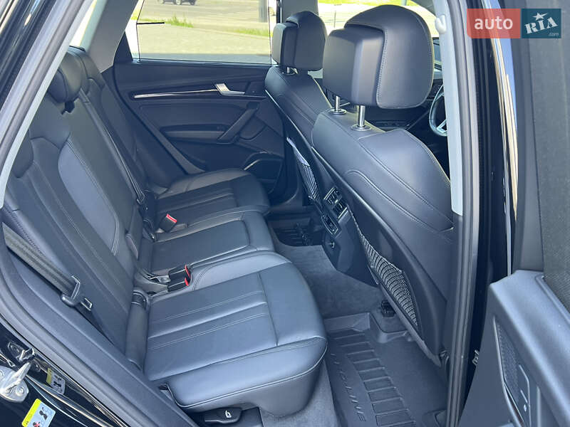 Внедорожник / Кроссовер Audi Q5 2017 в Днепре