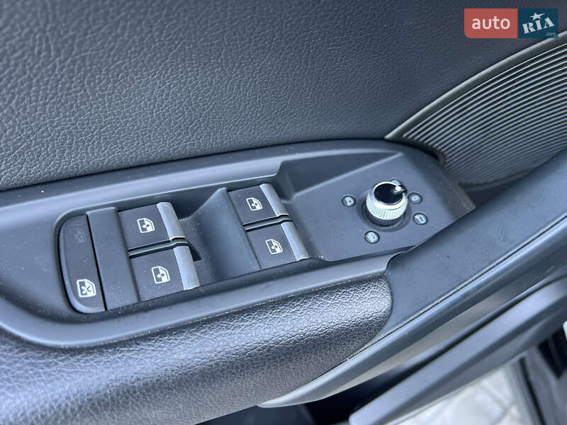 Внедорожник / Кроссовер Audi Q5 2017 в Днепре