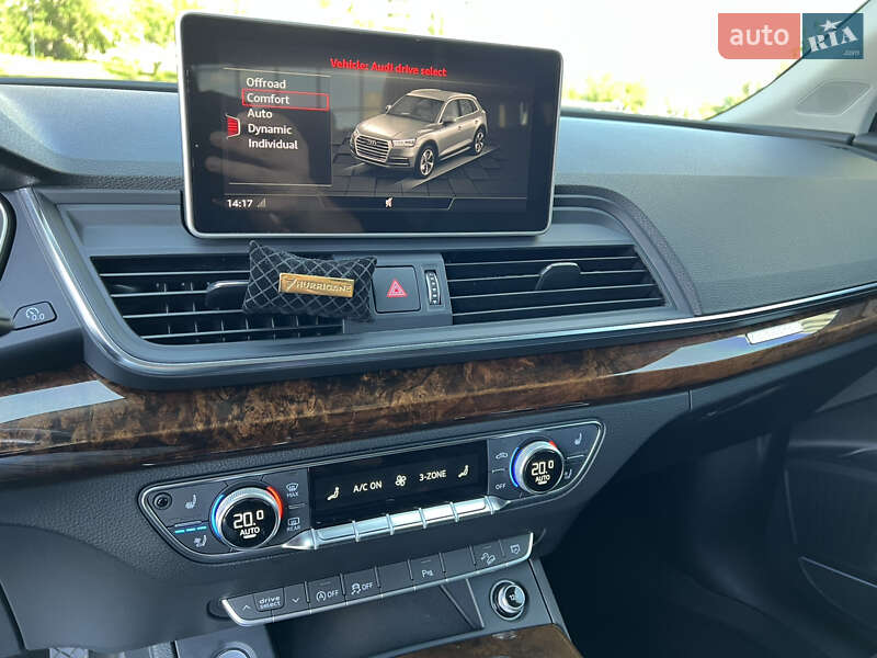 Внедорожник / Кроссовер Audi Q5 2017 в Днепре