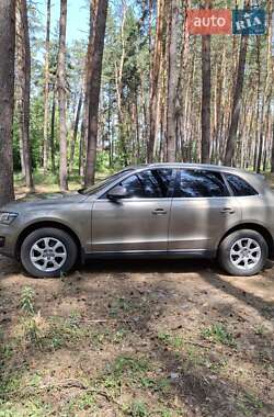 Внедорожник / Кроссовер Audi Q5 2010 в 