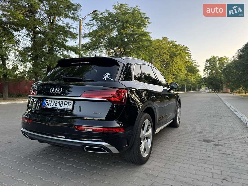 Внедорожник / Кроссовер Audi Q5 2021 в Измаиле