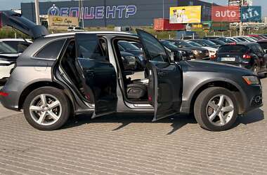 Внедорожник / Кроссовер Audi Q5 2016 в 