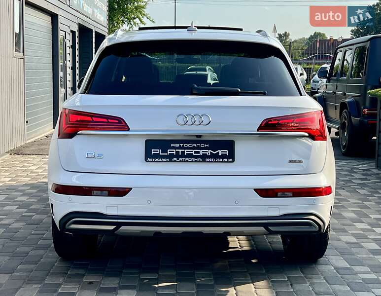 Позашляховик / Кросовер Audi Q5 2021 в Києві