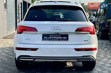 Внедорожник / Кроссовер Audi Q5 2021 в 