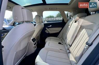 Внедорожник / Кроссовер Audi Q5 2021 в 