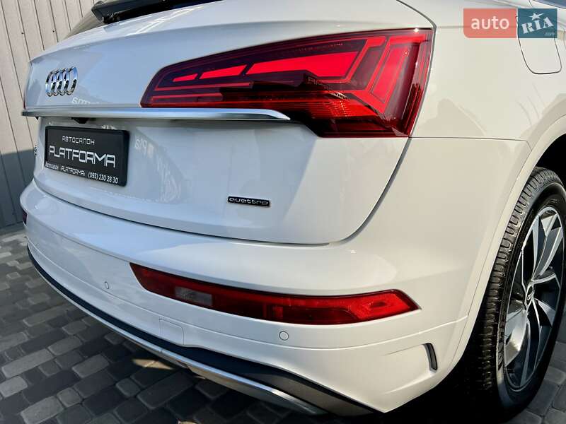 Позашляховик / Кросовер Audi Q5 2021 в Києві